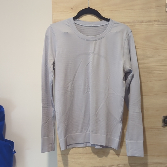 Lululemon Swiftly - Picture 1 of 4